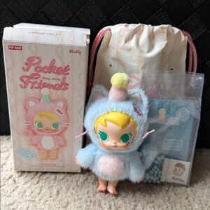 Pop Mart- Baby Molly Pocket Friends Series, FEELING BLUE